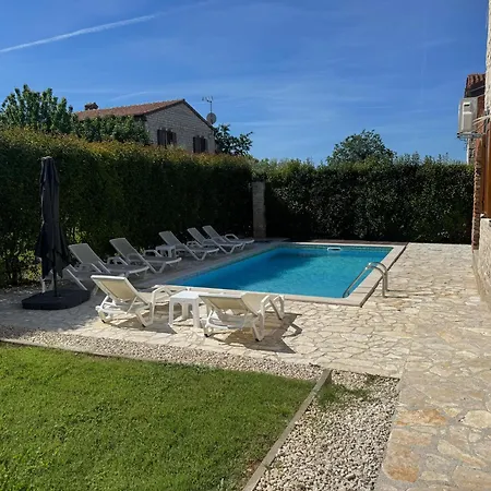 Paradise Cassonni Istria 4 Stars Casa vacanze