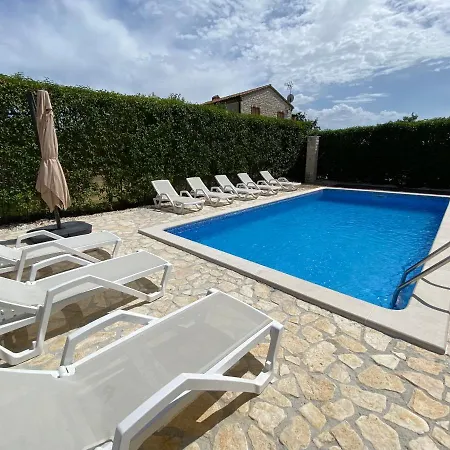 Paradise Cassonni Istria 4 Stars *