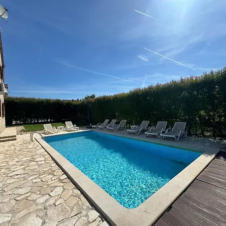 Paradise Cassonni Istria 4 Stars * Butkovići